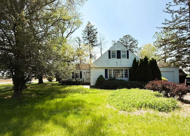 Property at 4 E Finley Rd, Bridgeton, NJ 08302, 4 beds, 2 baths