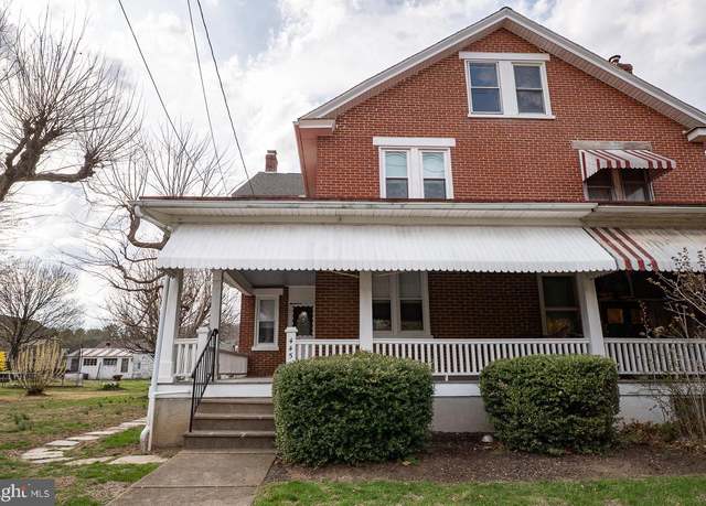 Property at 445 Main St, Bally, PA 19503, 3 beds, 1.5 baths
