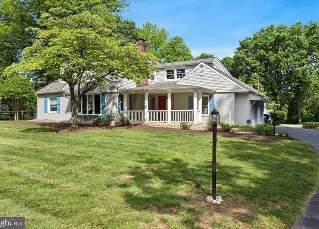 Property at 311 Martin Ln, Wallingford, PA 19086, 5 beds, 2 baths