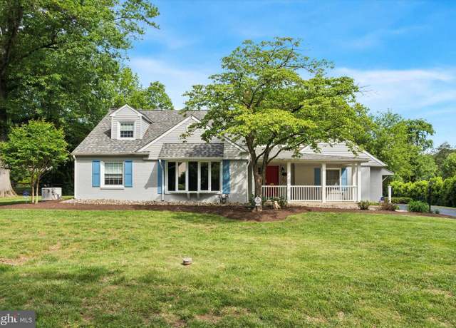 Property at 311 Martin Ln, Wallingford, PA 19086, 5 beds, 2 baths