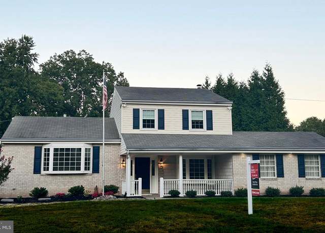 Property at 4235 Minnie Ln, Hatboro, PA 19040, 3 beds, 2.5 baths