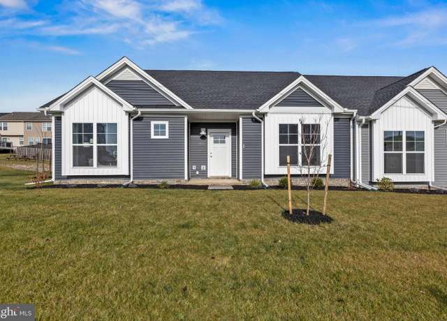 Property at 133 Coastal Dr #72, Hanover, PA 17331, 2 beds, 2 baths