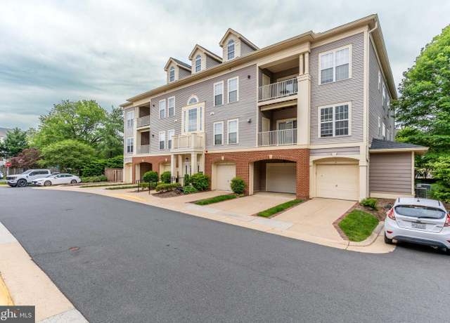 Property at 11301 Westbrook Mill Ln #202, Fairfax, VA 22030, 3 beds, 2 baths