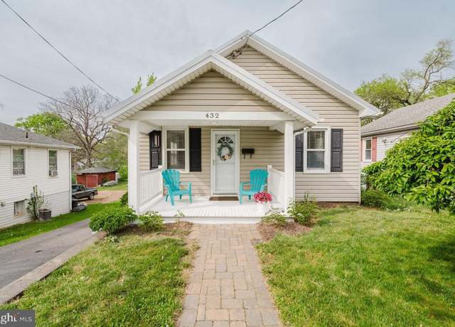 Property at 432 E Gay St, Harrisonburg, VA 22802, 2 beds, 1 bath