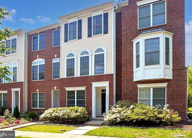 Property at 25112 Neptune Ter, Chantilly, VA 20152, 3 beds, 3.5 baths