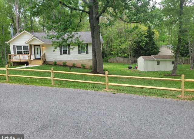 Property at 8973 Round Top Rd, Manassas, VA 20112, 3 beds, 3 baths