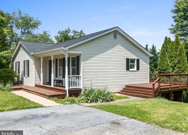 Property at 118 Marguerite Dr, Toms Brook, VA 22660, 3 beds, 2 baths
