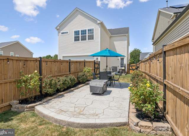 Property at 991 Coastal Ave, Stafford, VA 22554, 5 beds, 3.5 baths