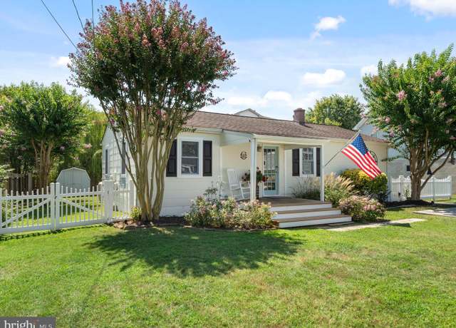 Property at 37372 7th St, Rehoboth Beach, DE 19971, 3 beds, 2 baths