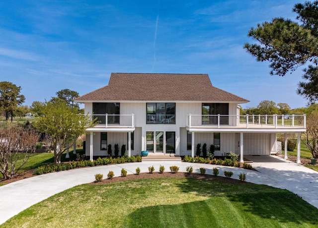Property at 128 W Side Dr, Rehoboth Beach, DE 19971, 4 beds, 3.5 baths