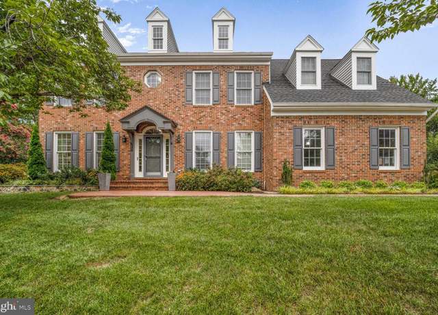 Property at 132 Seabiscuit Pl, Edgewater, MD 21037, 5 beds, 5.5 baths
