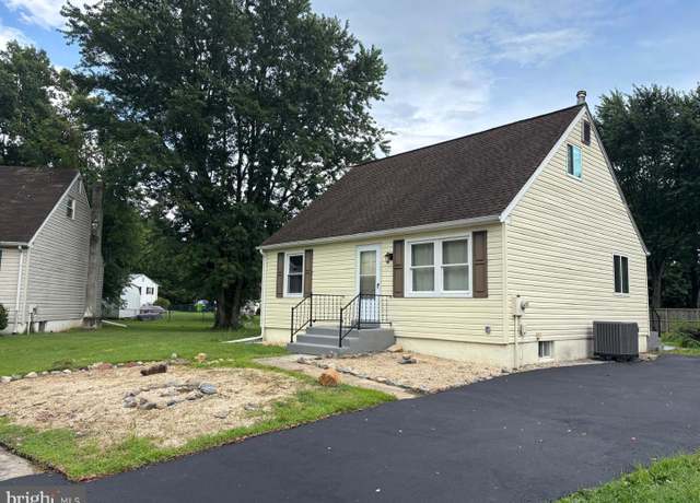 Property at 4 Saint Pats Cir, Elkton, MD 21921, 6 beds, 3 baths