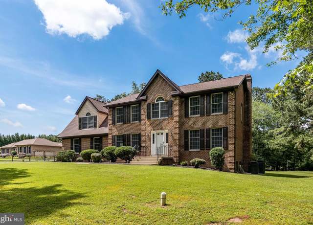 Property at 13550 Poplar Hill Rd, Waldorf, MD 20601, 4 beds, 3.5 baths