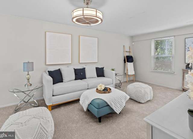 Property at 341 Winterberry Dr, Edgewood, MD 21040, 3 beds, 1.5 baths