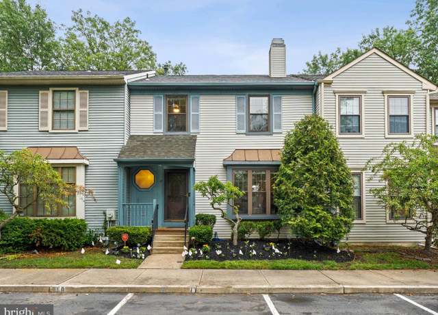 Property at 10 Claret Ct, Marlton, NJ 08053, 3 beds, 2.5 baths