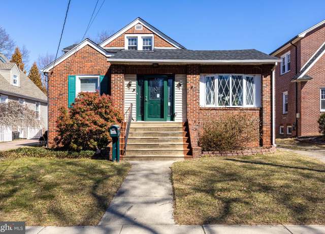 Property at 813 Amherst Rd, Audubon, NJ 08106, 4 beds, 2 baths