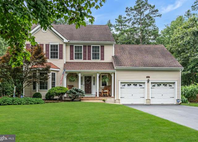 Property at 100 Harvey Jones Dr, Jackson, NJ 08527, 3 beds, 2.5 baths
