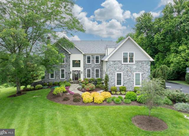 Property at 893 Glendale Ln, West Chester, PA 19382, 4 beds, 4 baths