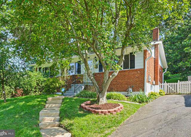 Property at 4065 Taney Ave, Alexandria, VA 22304, 4 beds, 3 baths