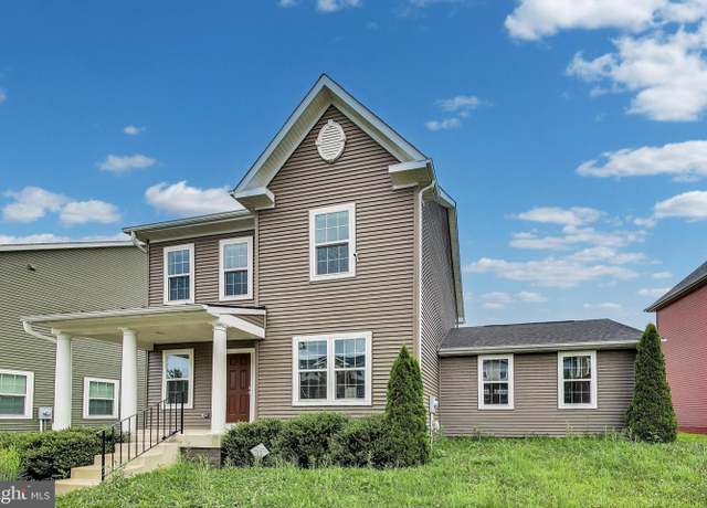 Property at 6606 Lafayette Ave, Bealeton, VA 22712, 3 beds, 3.5 baths