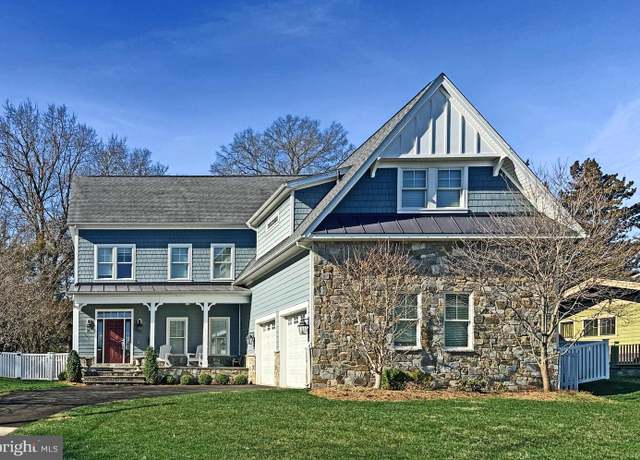 Property at 303 Charles St SE, Vienna, VA 22180, 5 beds, 5.5 baths