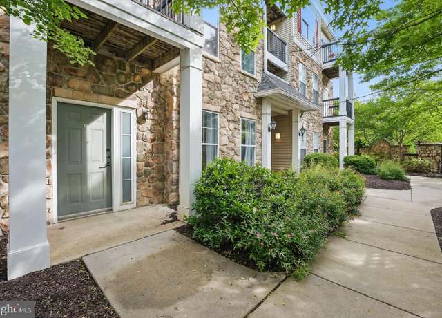 Property at 5115-B Travis Edward Way Unit B, Centreville, VA 20120, 2 beds, 2 baths