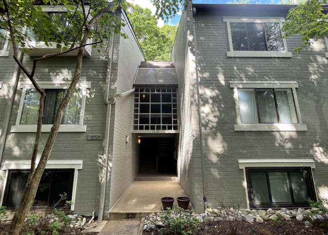 Property at 11729 Ledura Ct #202, Reston, VA 20191, 3 beds, 2 baths