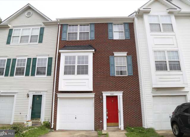 Property at 8461 Tackhouse Loop, Gainesville, VA 20155, 3 beds, 3 baths