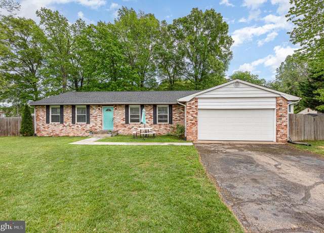 Property at 1 Sumner Ct, Fredericksburg, VA 22407, 4 beds, 2 baths