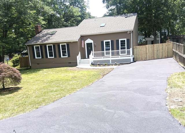 Property at 118 Oakwood Dr, Stafford, VA 22554, 3 beds, 2.5 baths