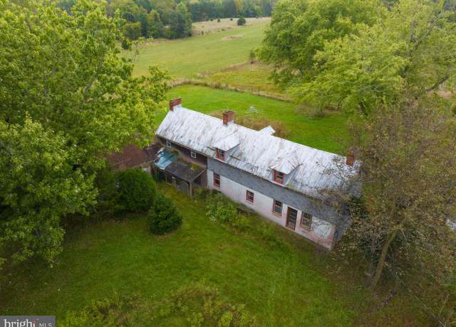 Property at 308 Amnesty Ln, Shepherdstown, WV 25443, 4 beds, 1 bath