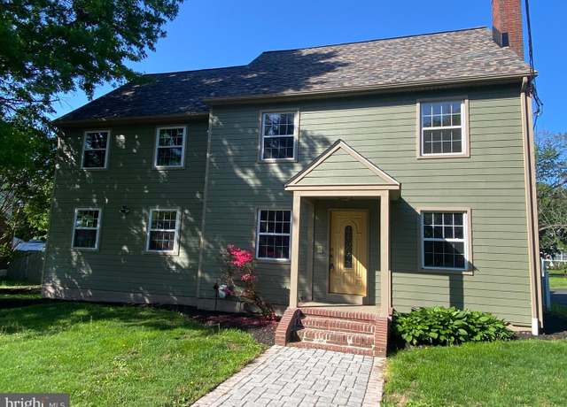Property at 3810 Newport Gap Pike, Wilmington, DE 19808, 6 beds, 4.5 baths