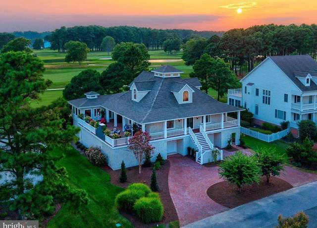 Property at 156 East Side Dr, Rehoboth Beach, DE 19971, 4 beds, 5 baths