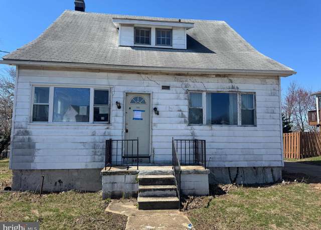 Property at 4400 Spring Ave, Baltimore, MD 21227, 4 beds, 1.5 baths
