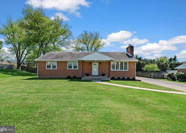 Property at 8909 Old Frederick Rd, Ellicott City, MD 21043, 3 beds, 2.5 baths