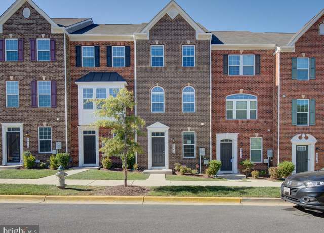 Property at 9940 New Pointe Dr, Upper Marlboro, MD 20774, 3 beds, 3.5 baths