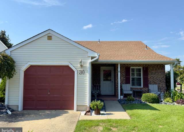 Property at 30 Sheppards Ln, Mount Laurel, NJ 08054, 2 beds, 2 baths