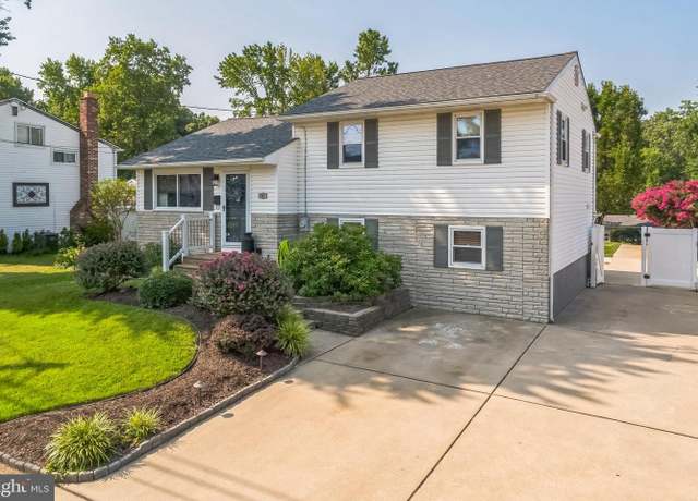 Property at 841 W 3rd Ave, Runnemede, NJ 08078, 4 beds, 2 baths
