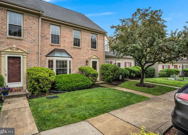 Property at 1773 Kings Arms Ct, New Cumberland, PA 17070, 2 beds, 2.5 baths