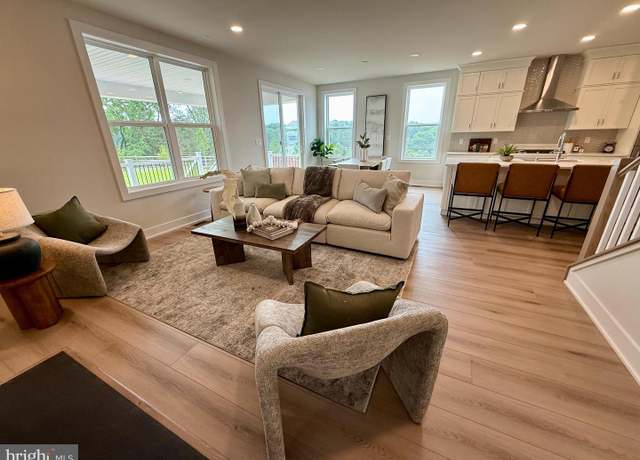 Property at 406 Emmitt Ct, Collegeville, PA 19426, 4 beds, 3.5 baths