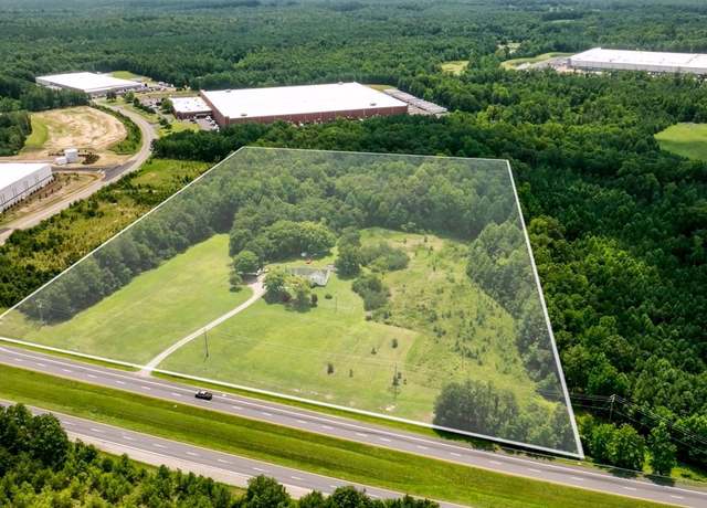 Property at 23435 Rogers Clark Blvd, Ruther Glen, VA 22546, 4 beds, 1 bath