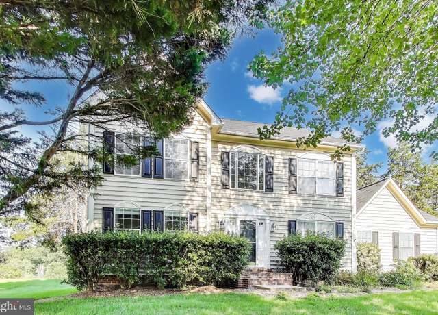 Property at 10457 Pineview Rd, Manassas, VA 20111, 5 beds, 3.5 baths