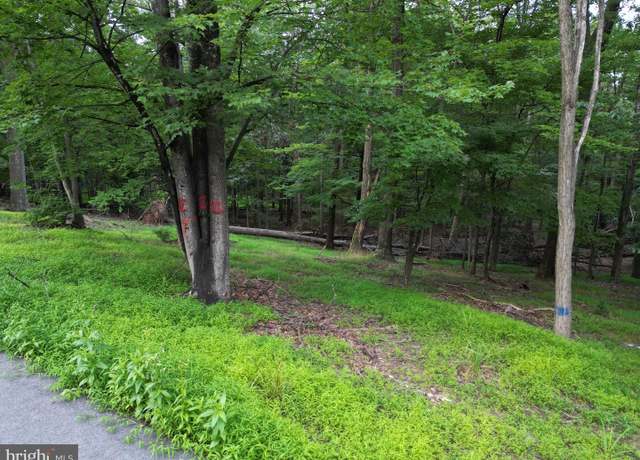 Property at 494 Cayuga Trl, Hedgesville, WV 25427
