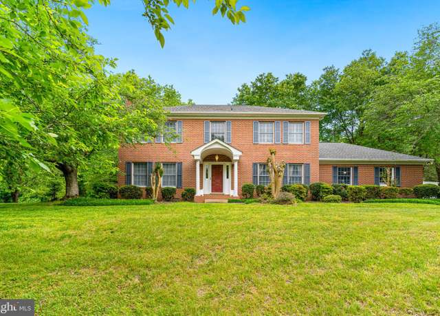 Property at 140 Hoile Ln, Huntingtown, MD 20639, 4 beds, 2.5 baths