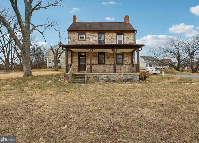 Property at 2018 Cohasset Ct, Frederick, MD 21702, 4 beds, 2 baths