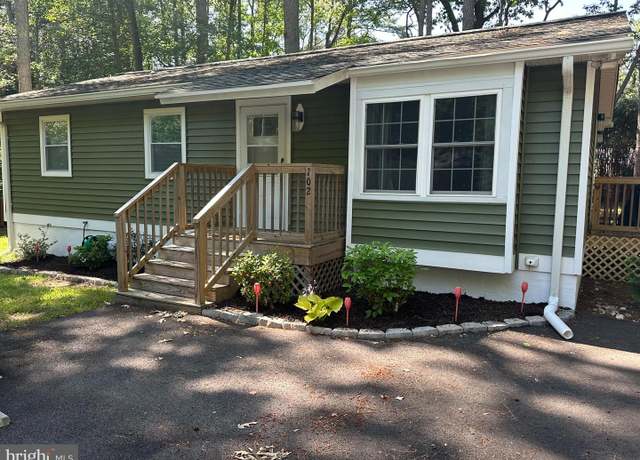 Property at 102 Martinique Cir, Ocean Pines, MD 21811, 2 beds, 2 baths