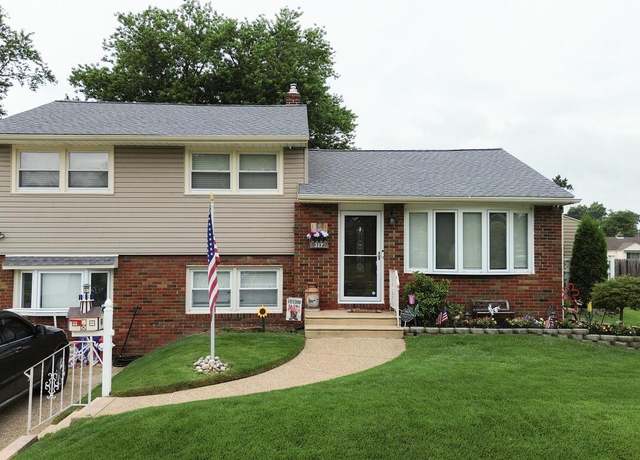 Property at 317 Cecelia Dr, Blackwood, NJ 08012, 3 beds, 1.5 baths
