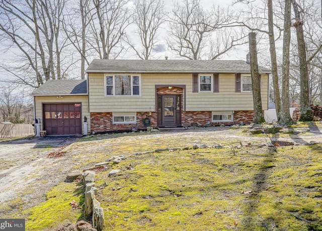 Property at 2254 Clifford Ave, Atco, NJ 08004, 4 beds, 1 bath