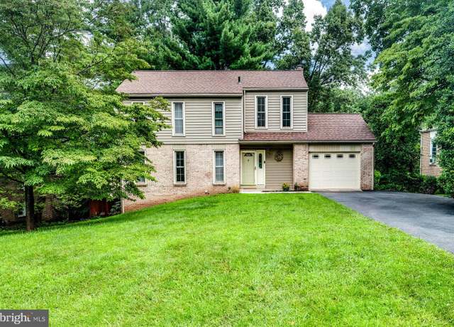 Property at 4 Nassau Cir, Reading, PA 19607, 3 beds, 2.5 baths