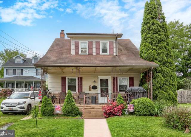 Property at 526 N 3rd St, Wormleysburg, PA 17043, 3 beds, 1.5 baths